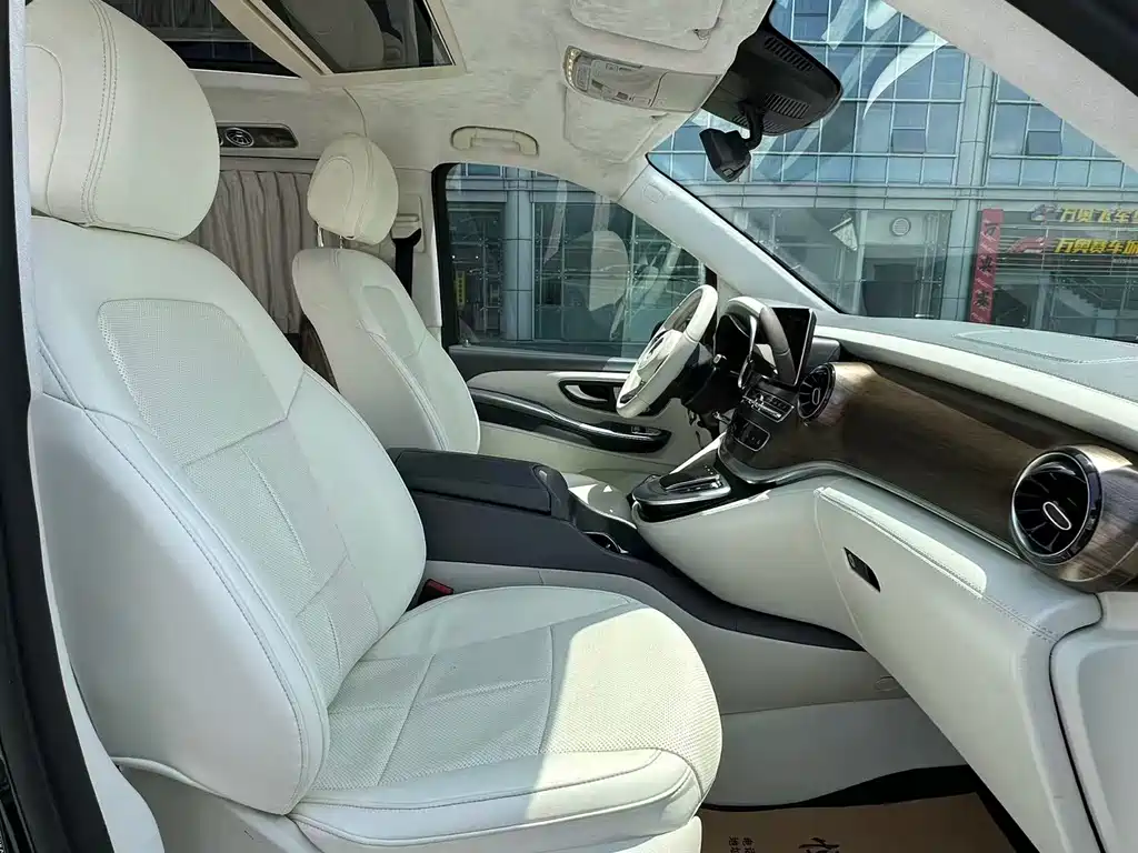 Mercedes-Benz V-Class 2021 V 260 L Long Wheelbase Prestige Edition
