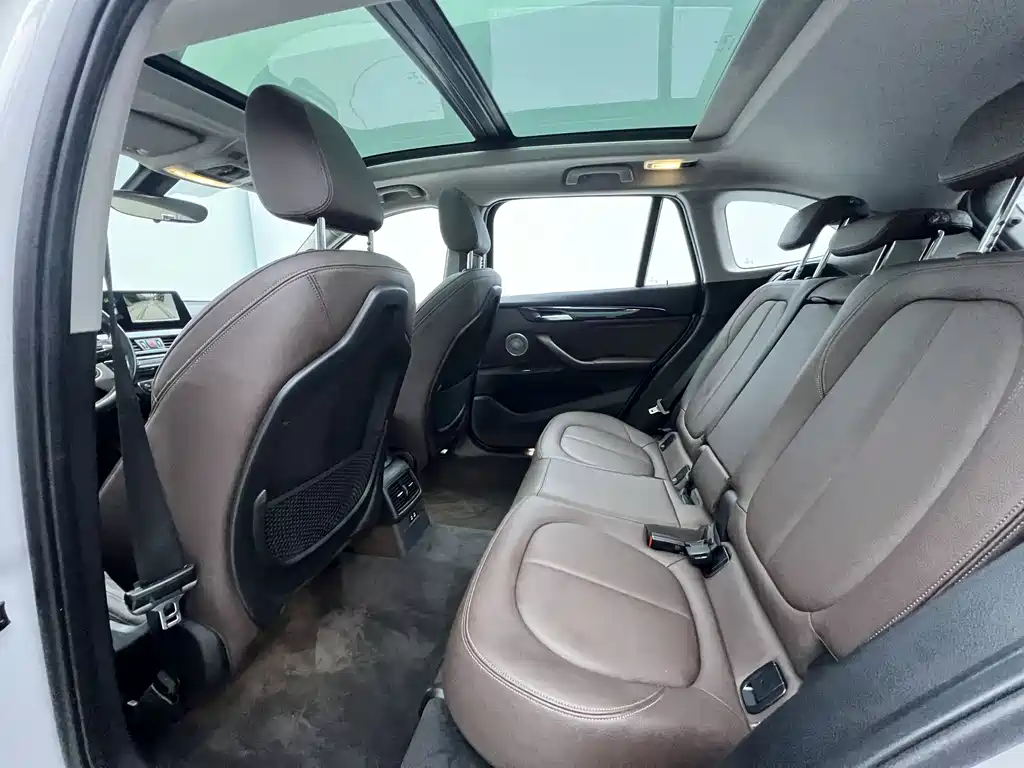 BMW X1 2021 sDrive20Li Premium
