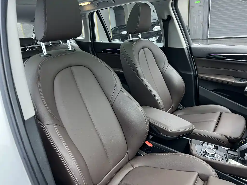 BMW X1 2021 sDrive20Li Premium