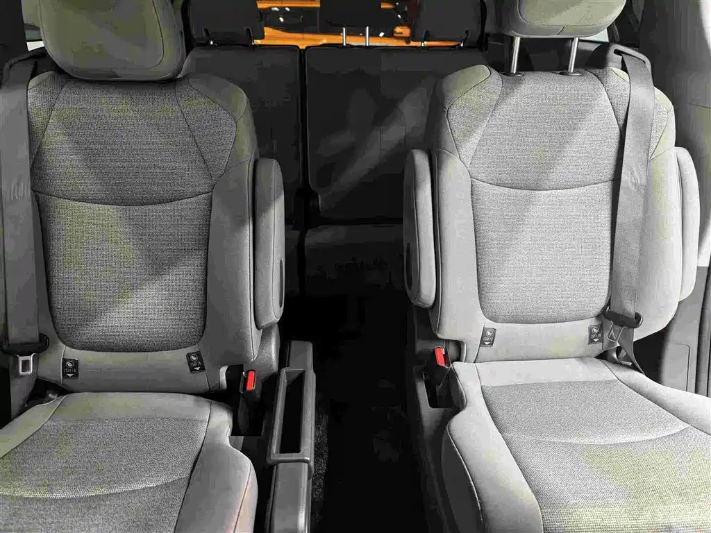 Toyota Sienna 2021 2.5L Hybrid Comfort Edition