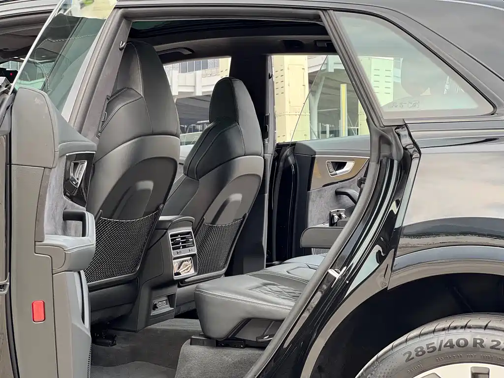 Audi Q8 2024 55 TFSI Prestige Dynamic Edition