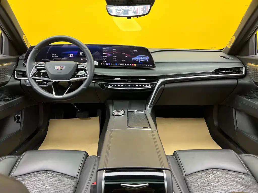 Cadillac CT6 2023 28T Premium Model