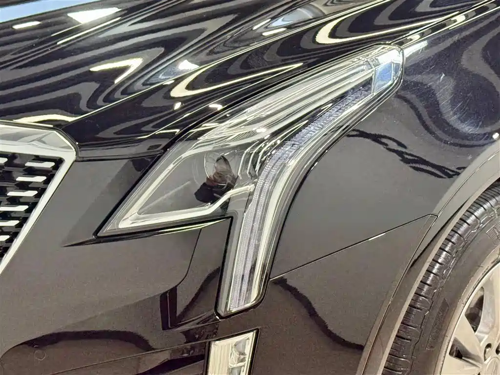 Cadillac XT5 2024 2.0T FWD Fashion Edition