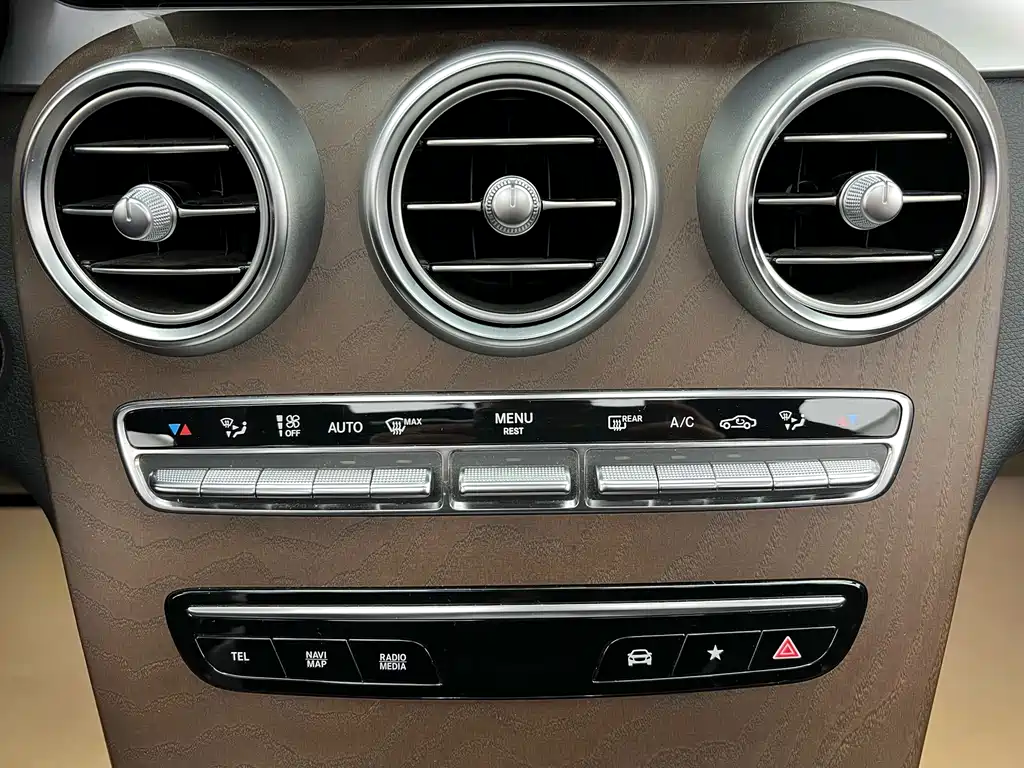 Mercedes-Benz GLC 2022 GLC 300 L 4MATIC Dynamic Edition Collector's Edition