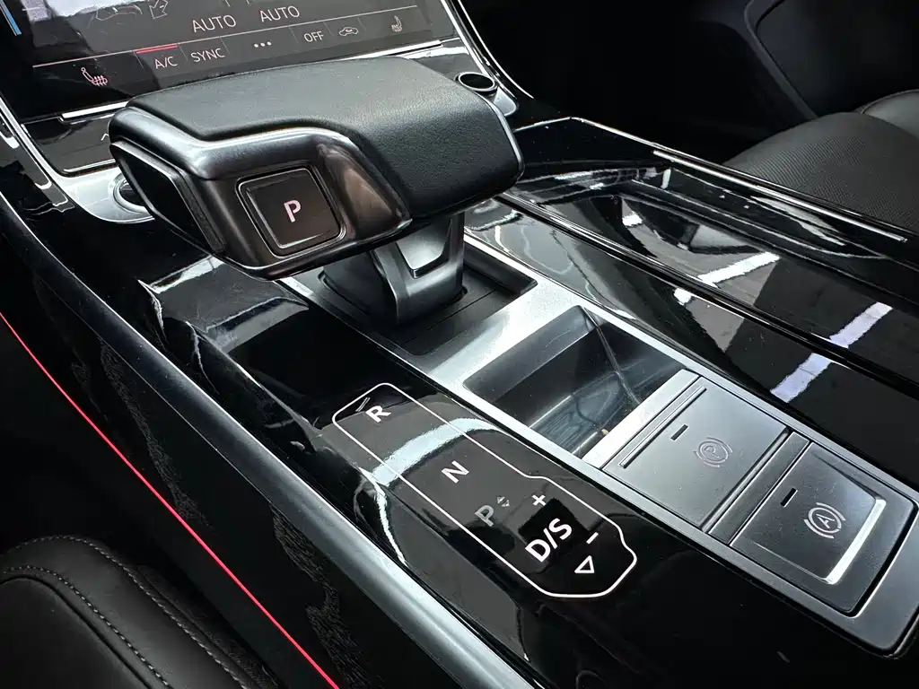Audi A8L 50 TFSI quattro Comfort Edition 2021