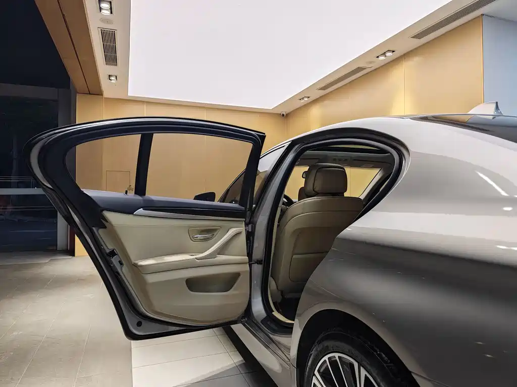BMW 5 Series Import 2013 535i Leading Sports Edition
