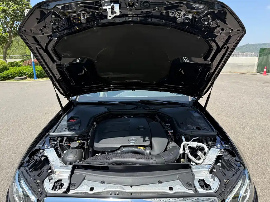 Mercedes-Benz E-Class 2020 E 300 L Fashion