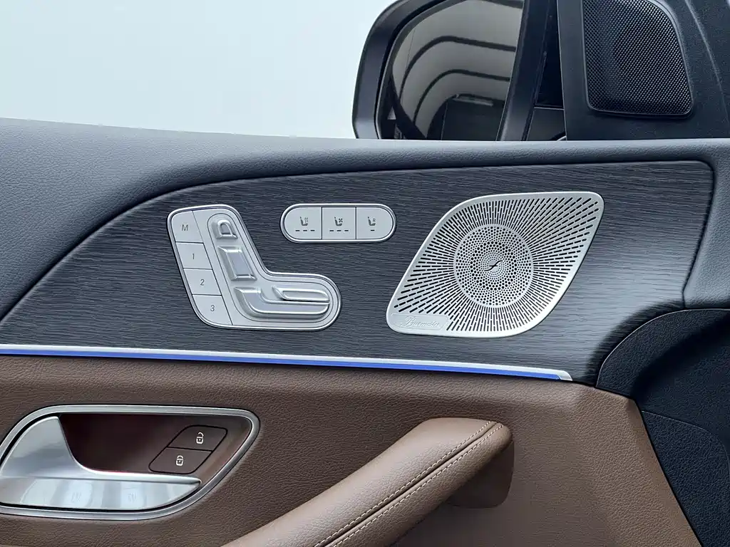 Mercedes-Benz GLE 450 4MATIC Luxury 2025