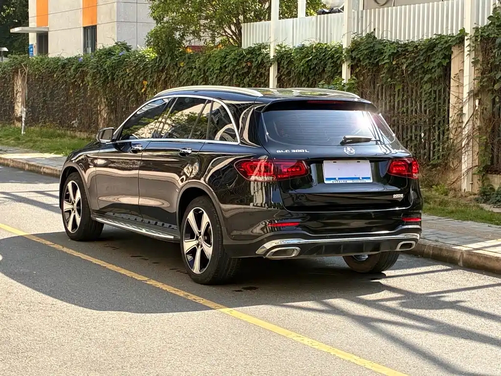 Mercedes-Benz GLC 2022 GLC 300 L 4MATIC Dynamic Edition