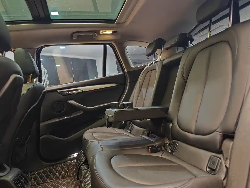 BMW X1 2018 sDrive18Li Fashion Edition