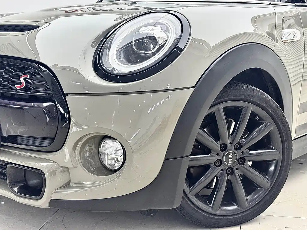 MINI Cooper S (2018) 2.0T Classic Edition