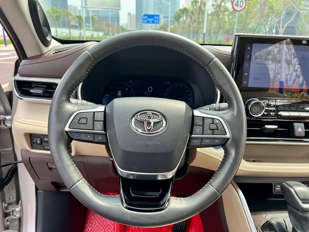 Toyota Highlander 2022 Hybrid 2.5L AWD Premium 7-Seater