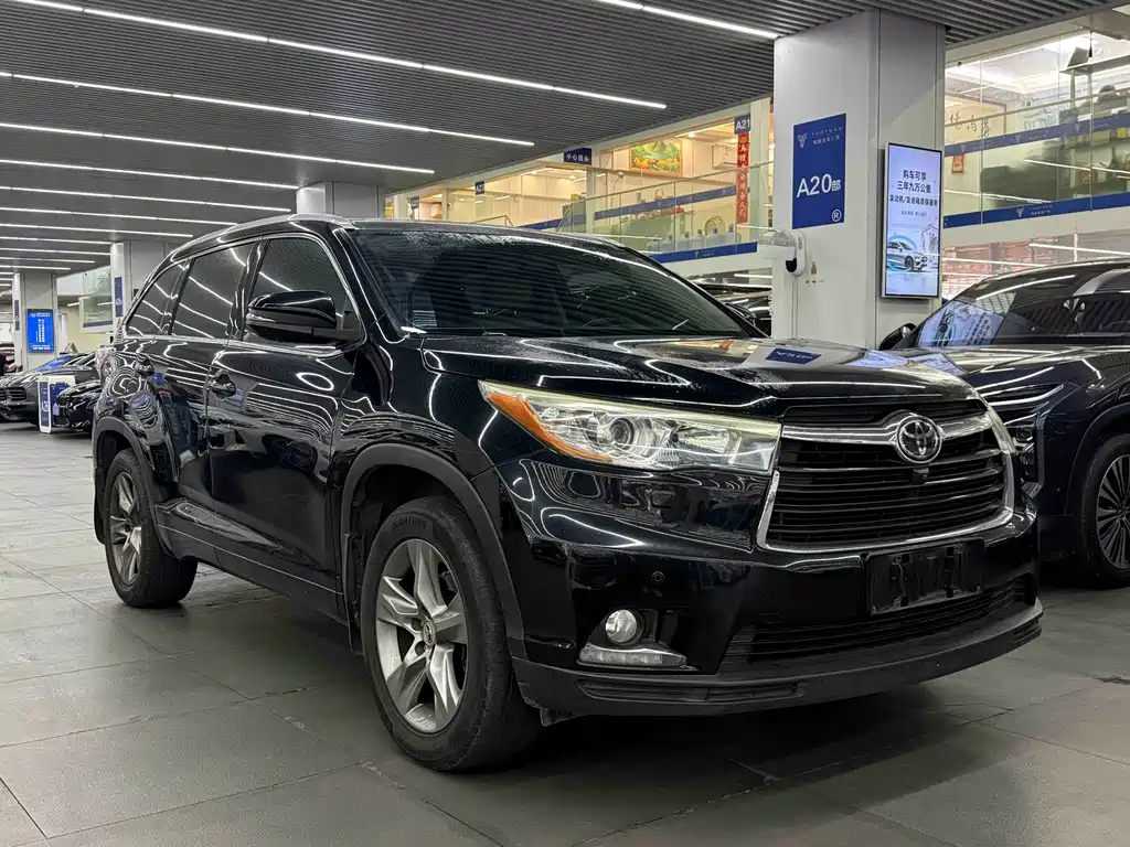 Highlander 2015 2.0T AWD Supreme Edition 7-Seater
