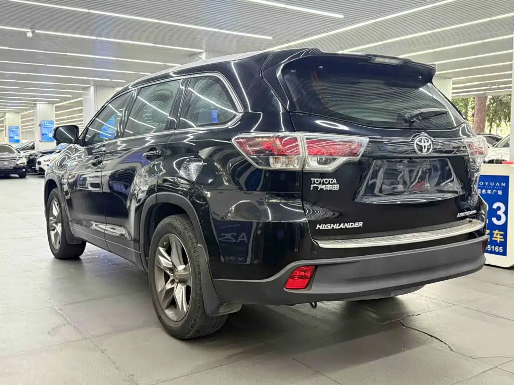 Highlander 2015 2.0T AWD Supreme Edition 7-Seater