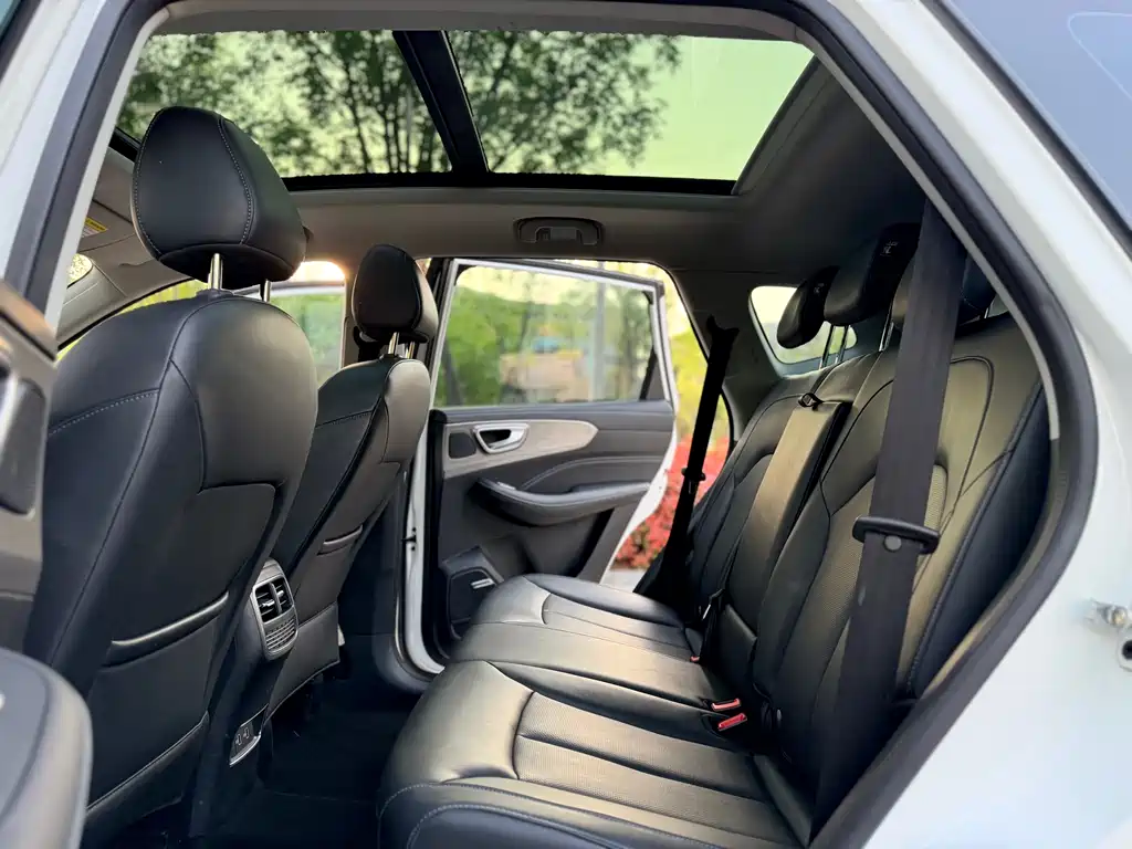 Roewe RX5 2020 PLUS 300TGI Automatic Ali National Trend Luxury Edition