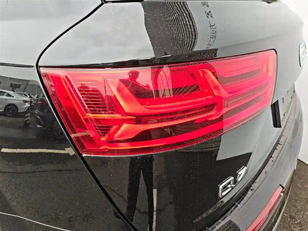 Audi Q7 2019 45 TFSI Comfort