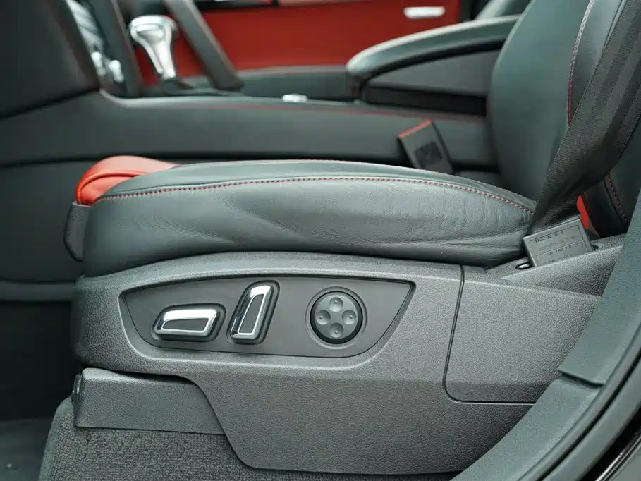Audi Q7 2012 3.0 TFSI Exclusive 200kW