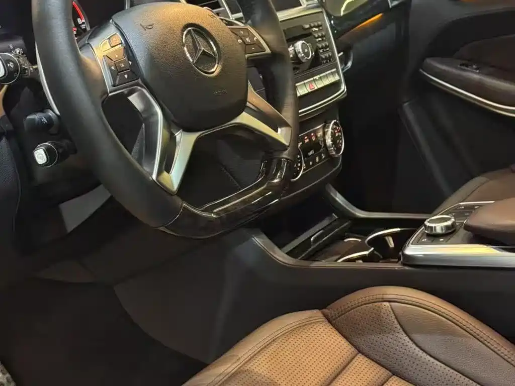 Mercedes-Benz GL-Class AMG 2013 AMG GL 63
