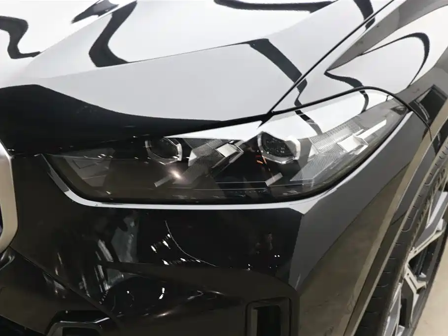 BMW X5 2023 xDrive 30Li M Sport Night Edition