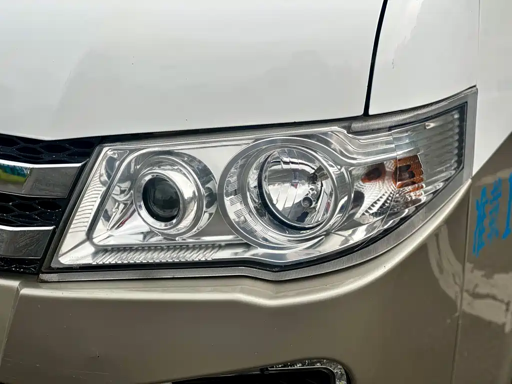 Higer H5C 2013 2.4L Basic 4RB2