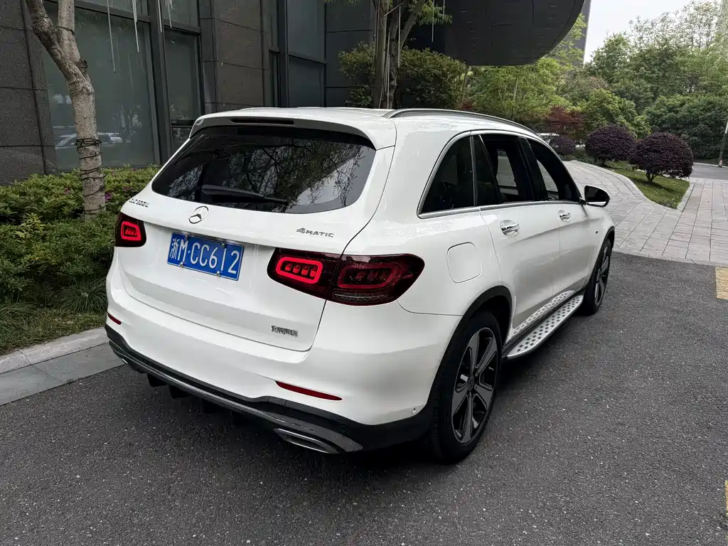 Mercedes-Benz GLC 300 L 4MATIC
