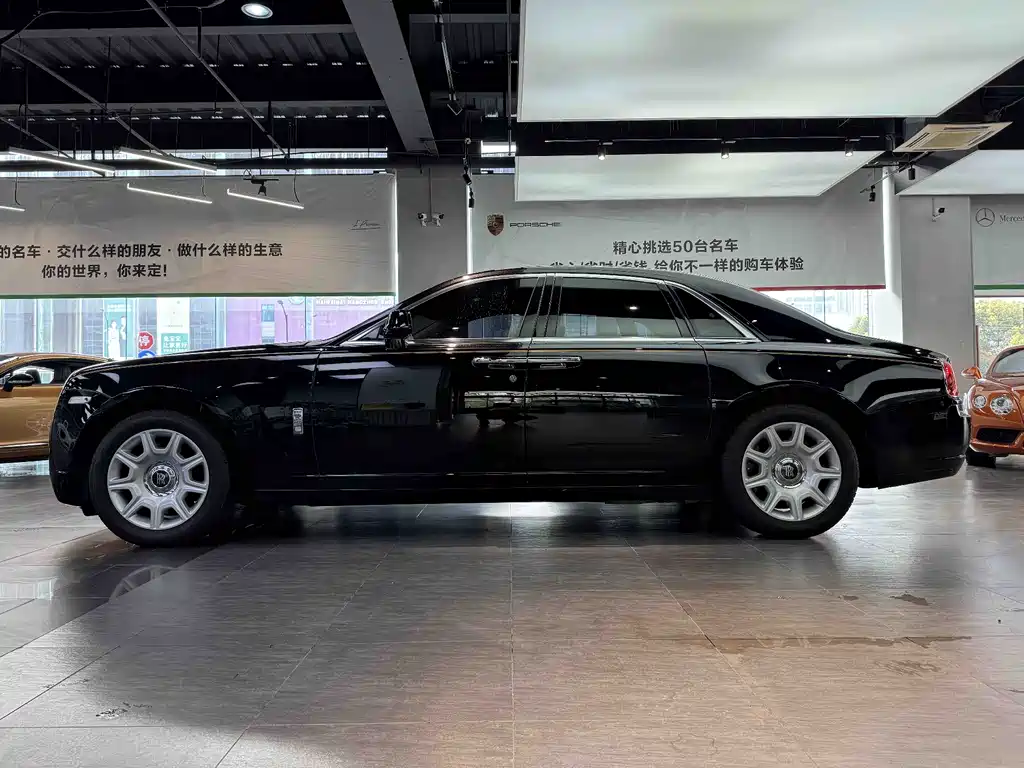 Rolls-Royce Ghost 2010 6.6T Standard Edition