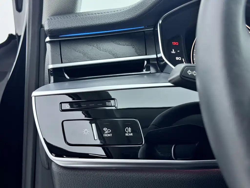 Audi A8L 50 TFSI quattro Comfort Edition 2021