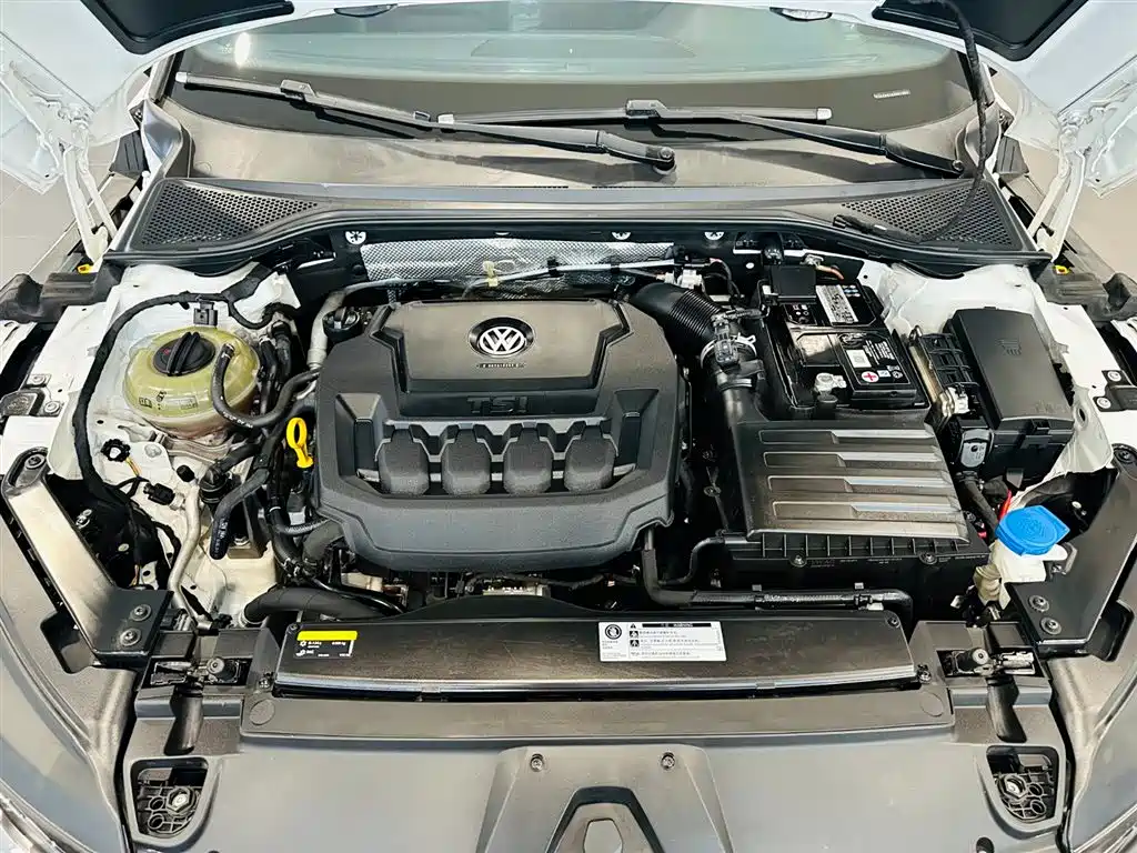 FAW-Volkswagen CC 2019 330TSI Meiyan Edition China VI