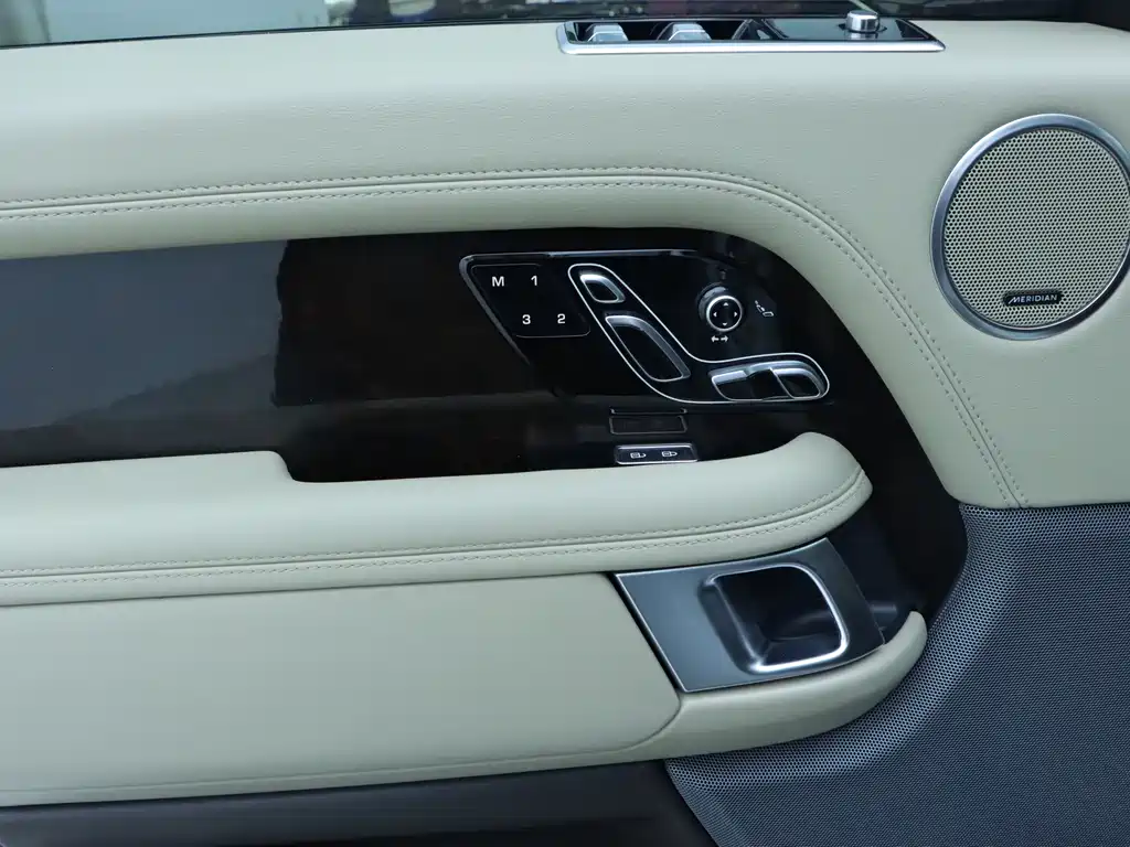 Range Rover 2021 3.0L Inline-6 Autobiography