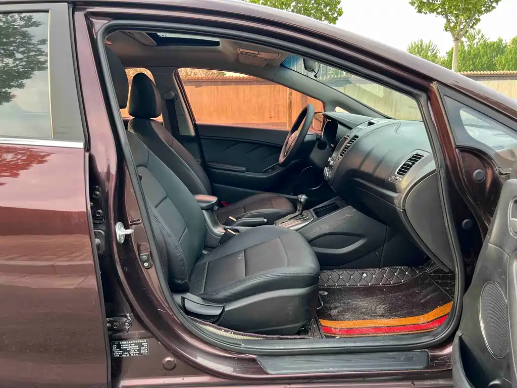 Kia K3 2015 1.6L Automatic GLS