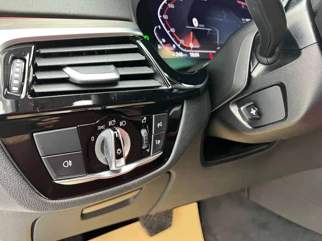BMW 5 Series 2022 Facelift 530Li Leading Luxury Package
