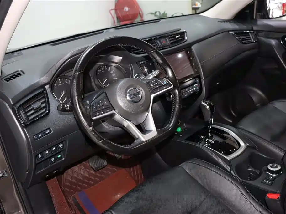 Nissan X-Trail 2020 2.5L XL ITS 3rows CVT 4WD 7-Seater Luxury Navigator Edition