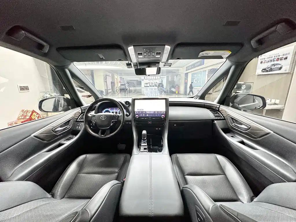 2024 Toyota Alphard Hybrid 2.5L Prestige