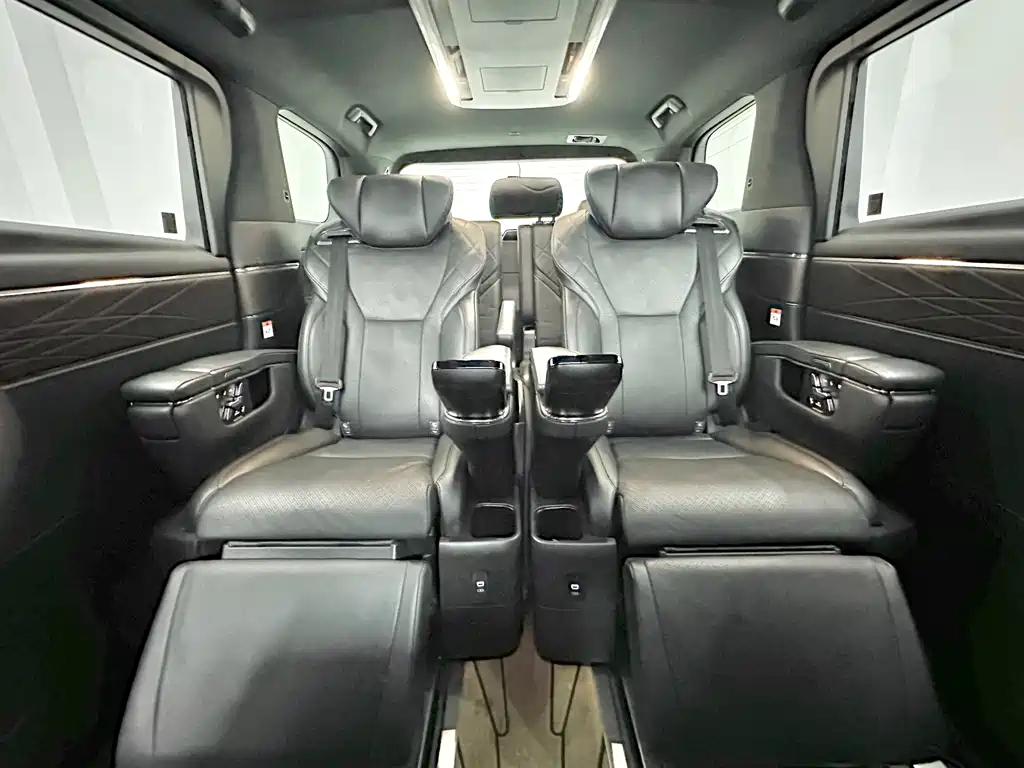 2024 Toyota Alphard Hybrid 2.5L Prestige