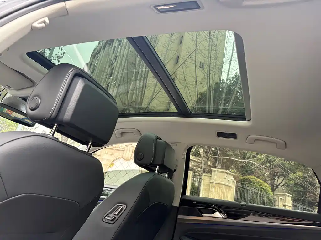 Volkswagen Passat 2024 380TSI Luxury Edition