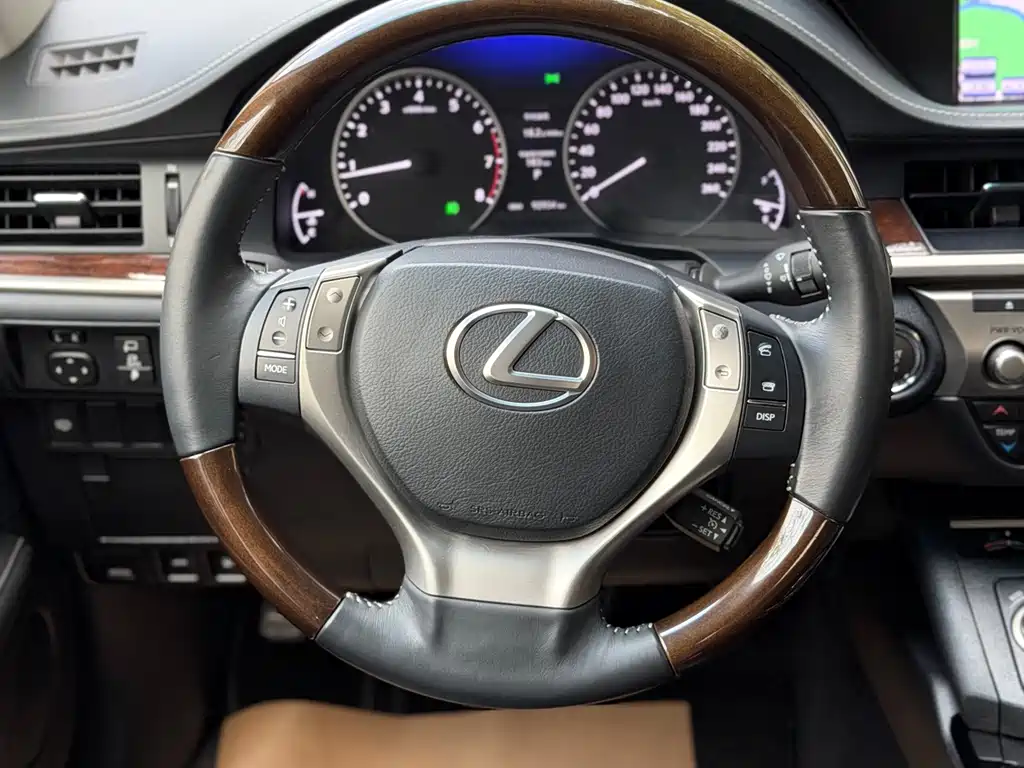 Lexus ES 2013 350 Elegance Edition