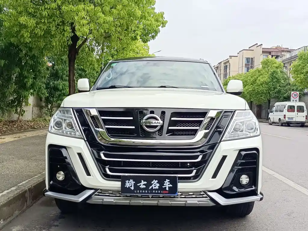 Nissan Patrol 2018 4.0L Leading Edition