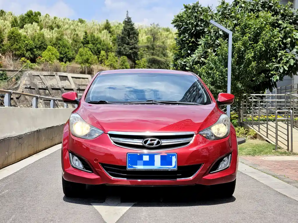 Hyundai Elantra Langdong 2012 1.6L Automatic Fashion Edition