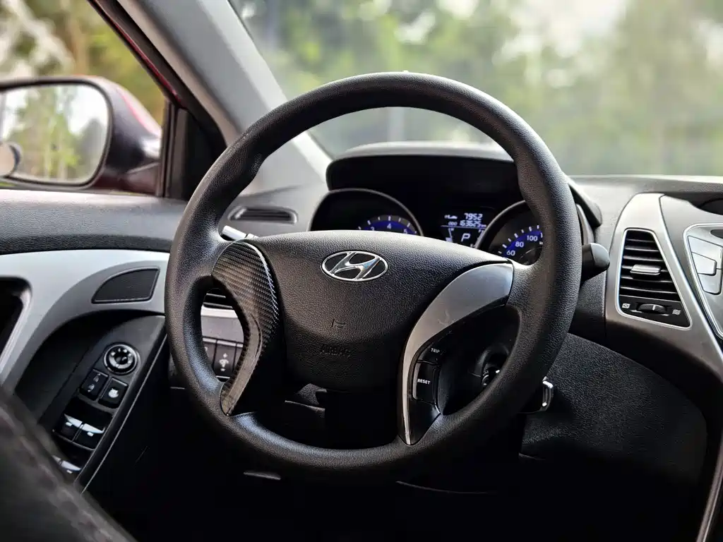 Hyundai Elantra Langdong 2012 1.6L Automatic Fashion Edition