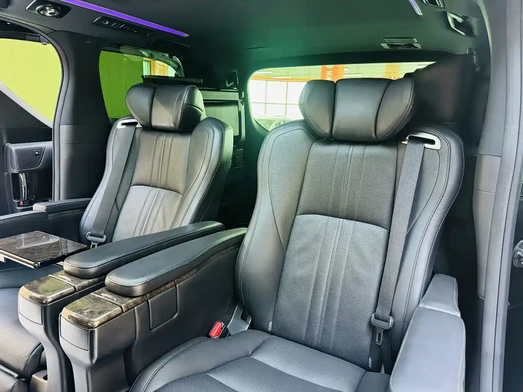 Toyota Alphard 2019 Hybrid 2.5L Premium Edition