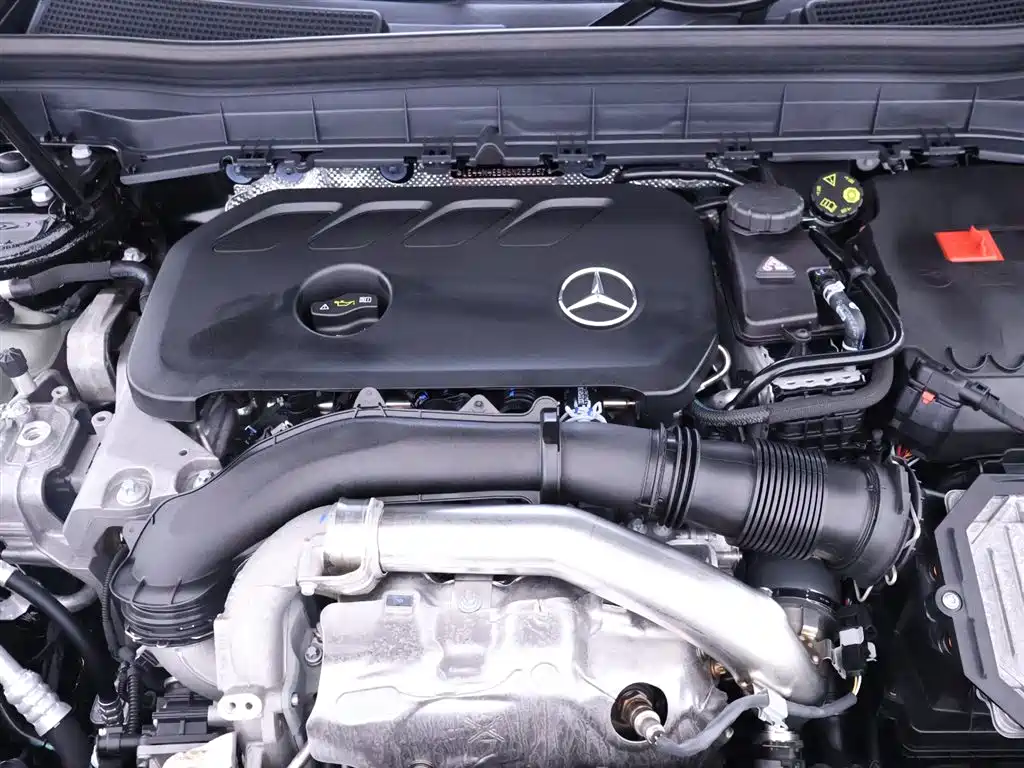 Mercedes-Benz GLB 2025 GLB 220 Dynamic Trim
