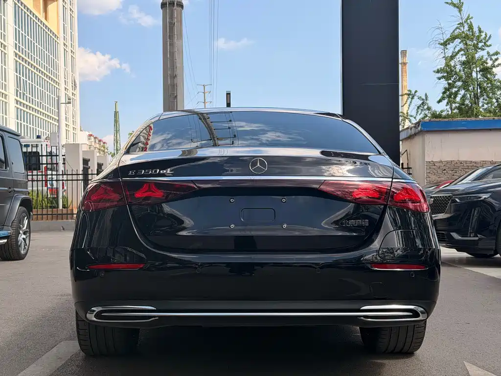 Mercedes-Benz E-Class NEV 2024 E 350 e L Plug-in Hybrid Sedan