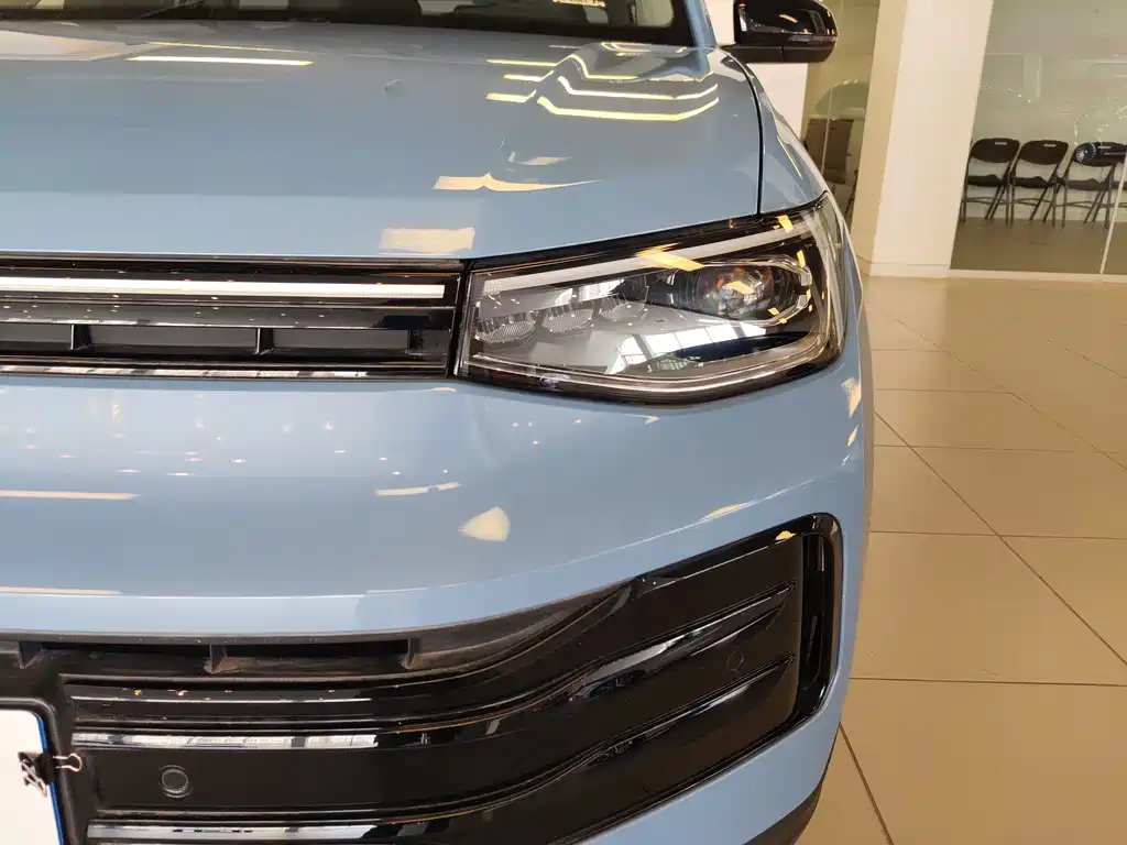 Volkswagen Tharu 2025 New Sharp 300TSI Ruixiang Edition