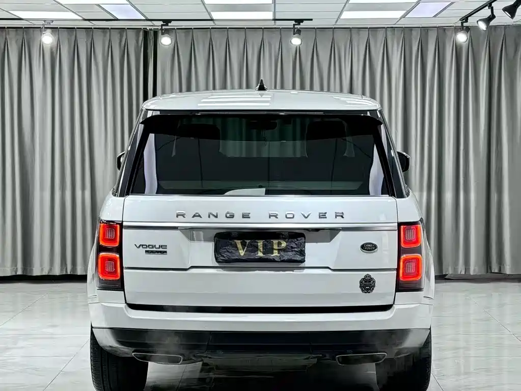 Range Rover 2018 3.0 SC V6 Vogue Heritage Edition