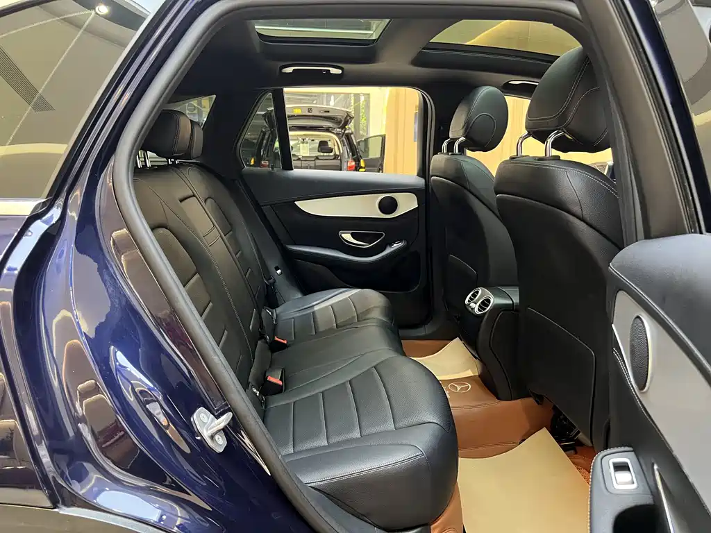 Mercedes-Benz GLC 2016 GLC 200 4MATIC