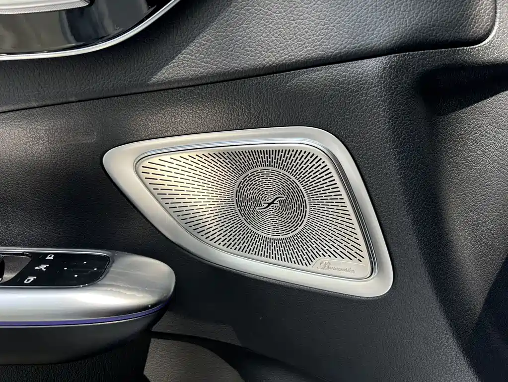 Mercedes-Benz C-Class 2025 C 260 L皓夜 Sport Edition