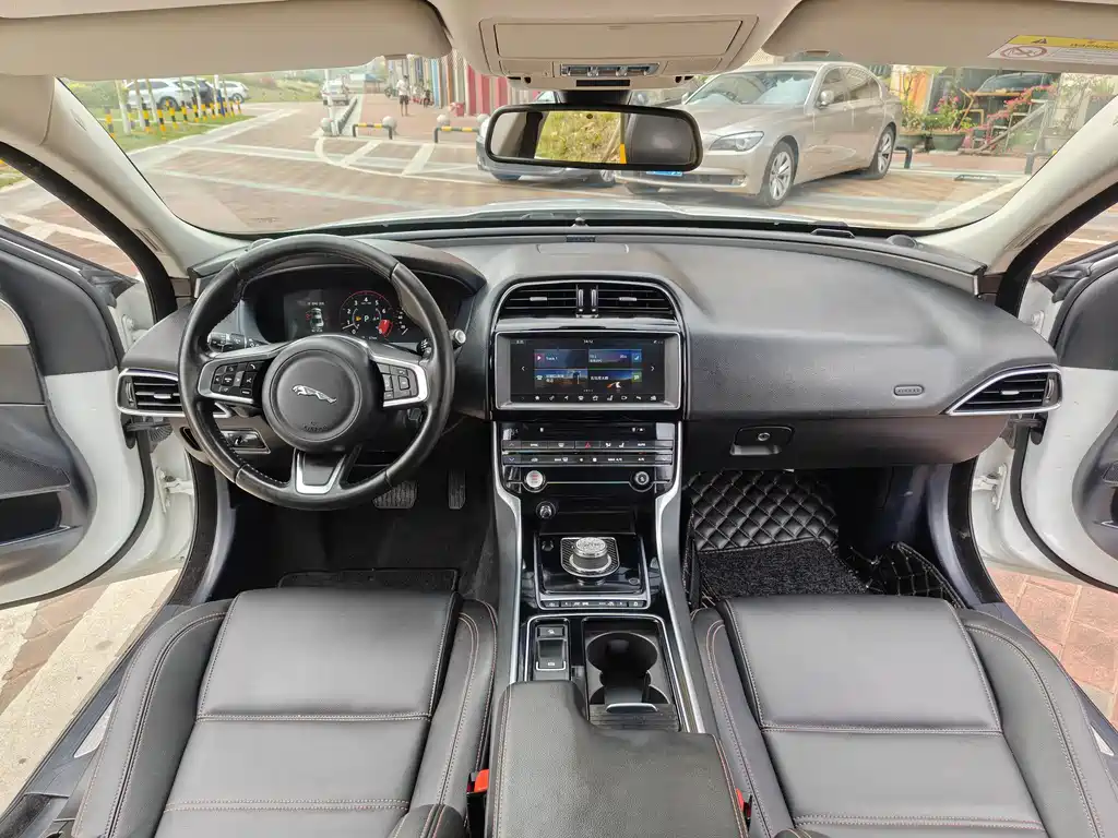 Jaguar XEL 2018 2.0T 200PS Prestige Edition