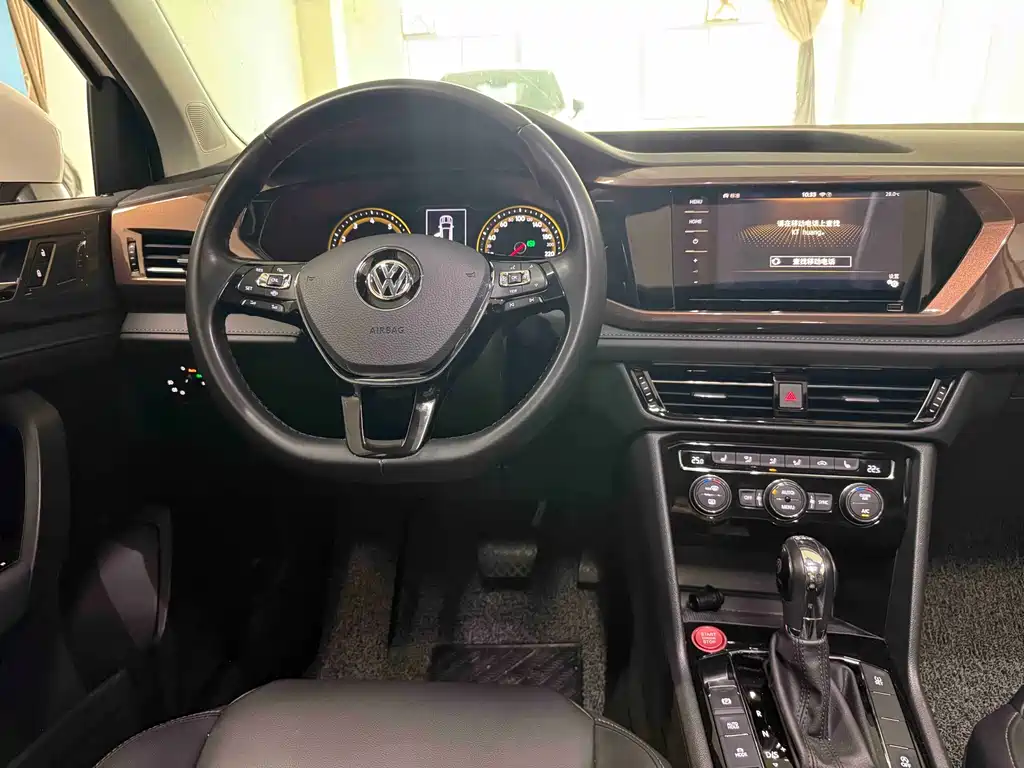 Volkswagen Tharu 2020 280TSI FWD Luxury Plus China VI