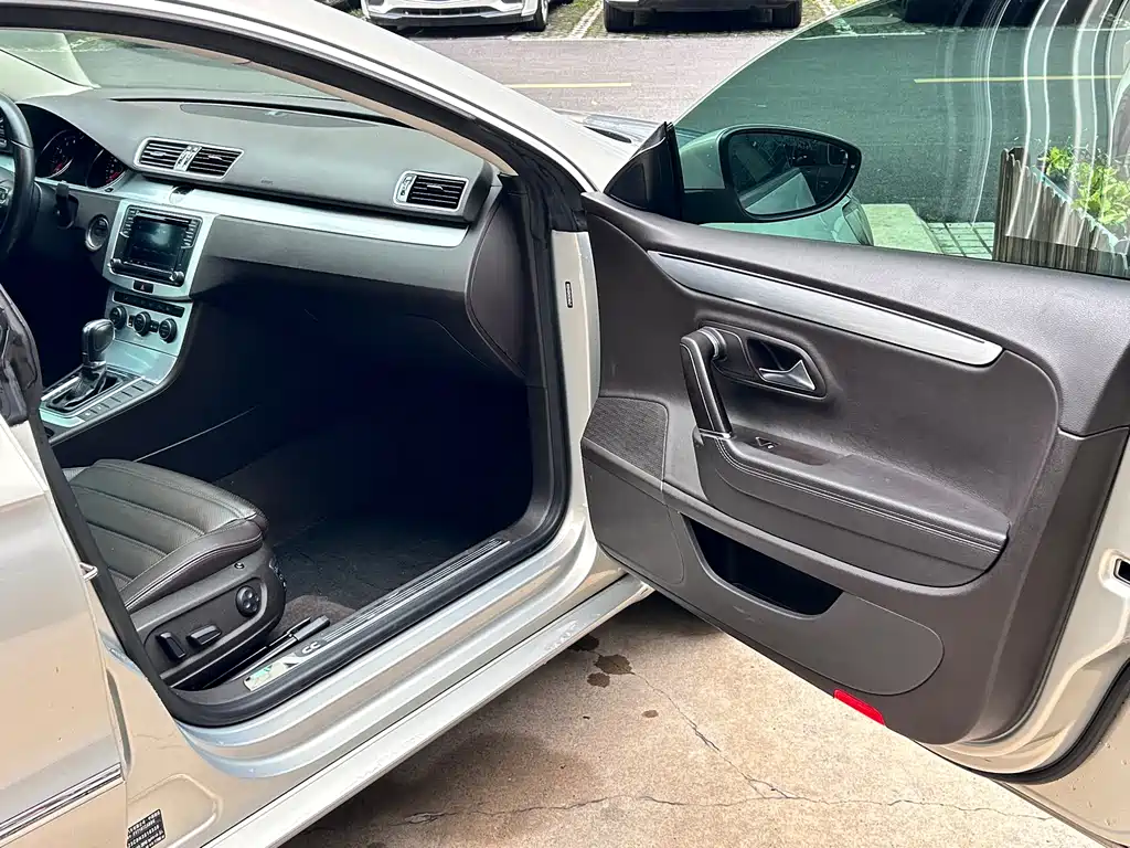 FAW-Volkswagen CC 2016 1.8TSI Luxury