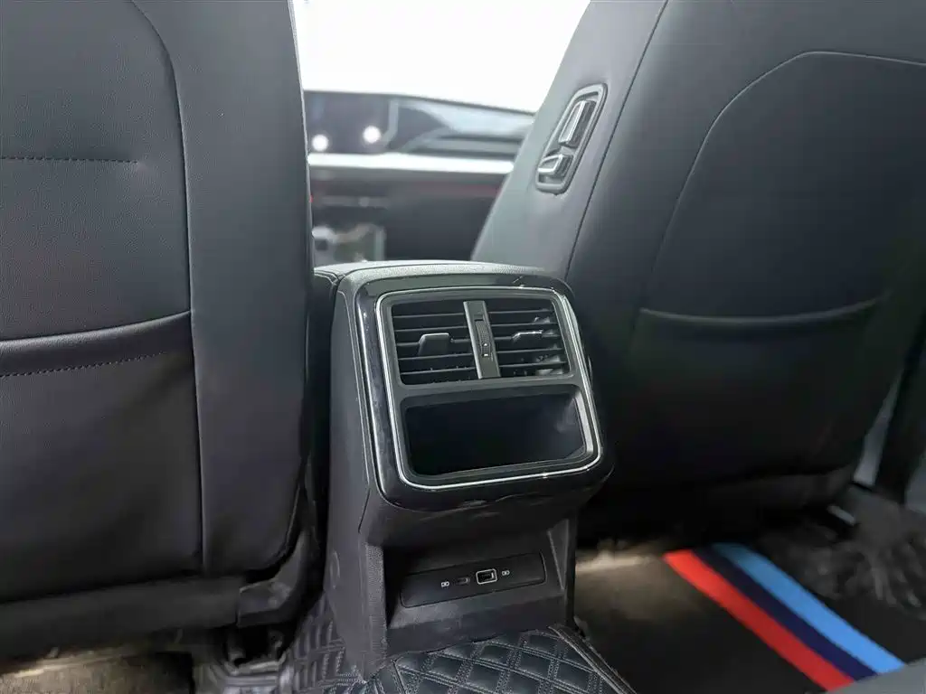 Volkswagen Passat 2022 330TSI Highline